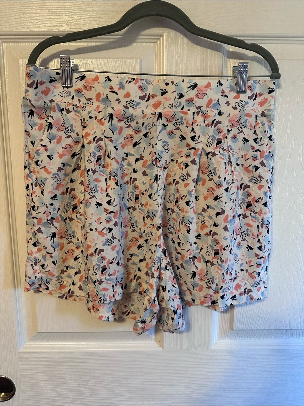 torrid White Shorts with Pastel Floral Print